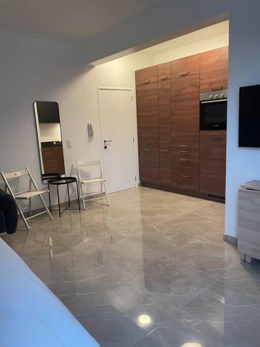 Diamonds Studio Apartment Antwerpen Bagian luar foto