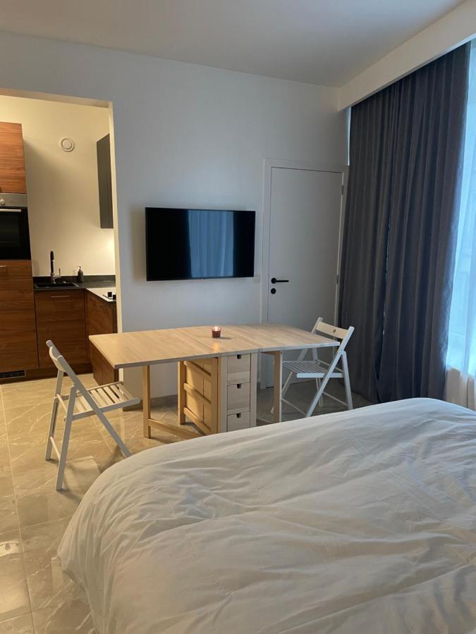 Diamonds Studio Apartment Antwerpen Bagian luar foto
