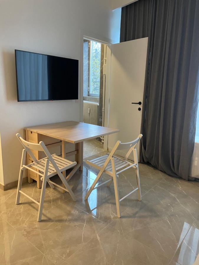 Diamonds Studio Apartment Antwerpen Bagian luar foto