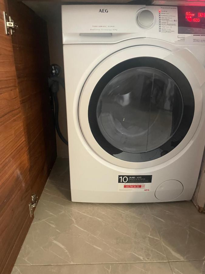 Diamonds Studio Apartment Antwerpen Bagian luar foto